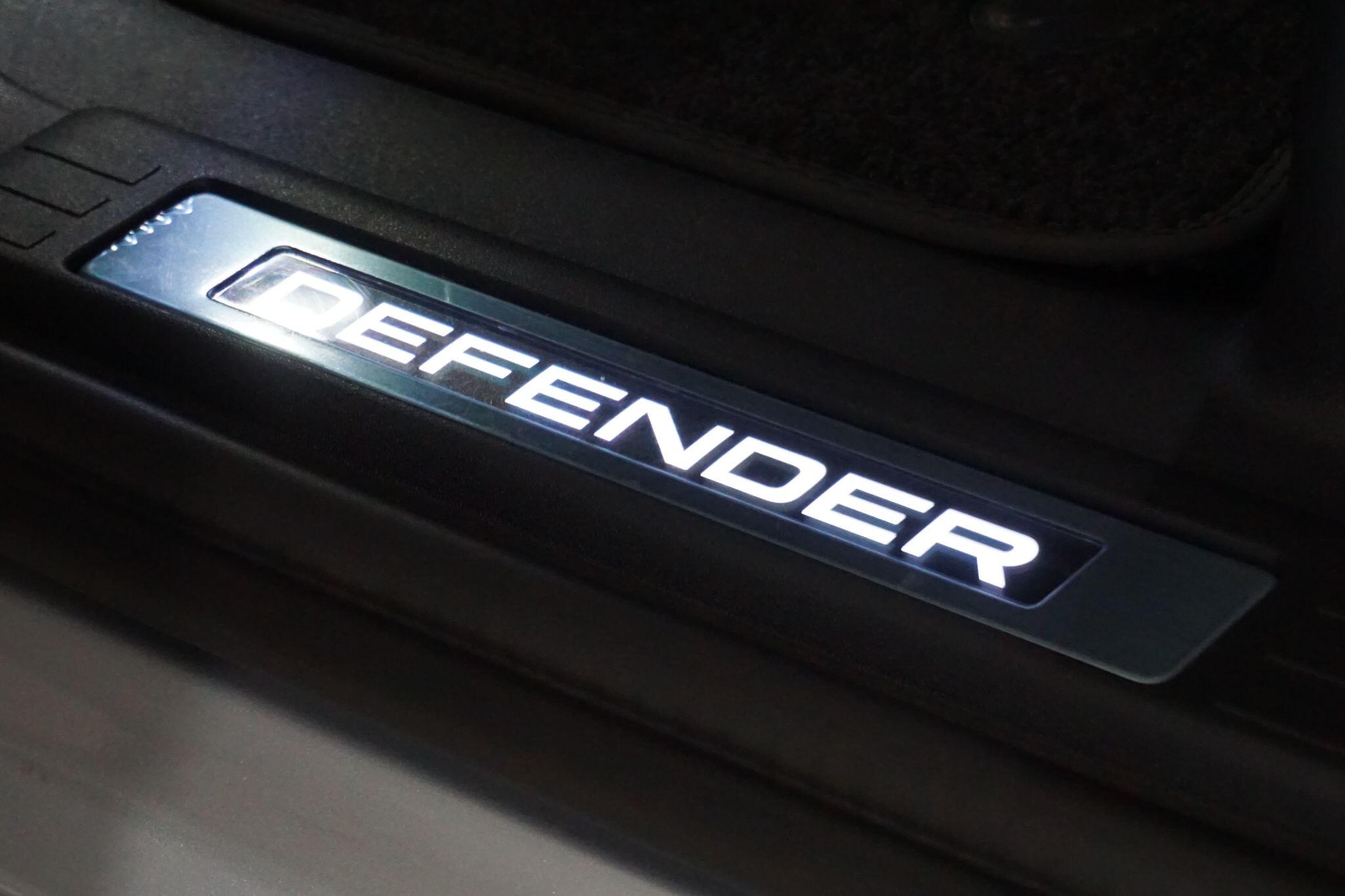Land Rover Defender 110 2.0 P400e 15.4kWh XS Edition SUV 5dr Petrol Plug-in Hybrid Auto 4WD Euro 6 (s/s) (404 ps)